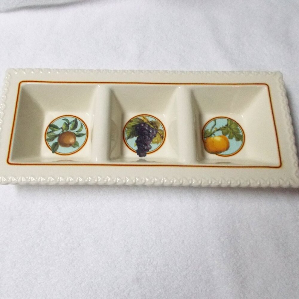NWOT Hallmark fruit design pickle/relish/sauce tray